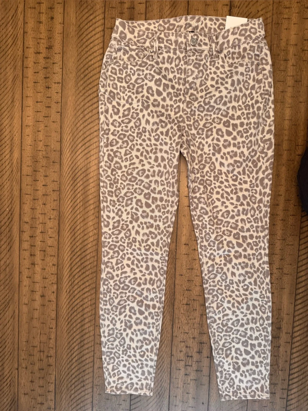WHITE HOUSE BLACK MARKET High-Rise Skinny Ankle Leopard Print Jeans